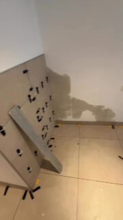 #tegelwerk  #Kroatië  #Supetar 2 appartementen tegelen
